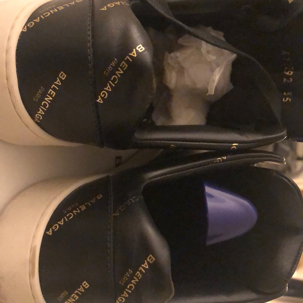 Sneaker - Picture 5 of 7